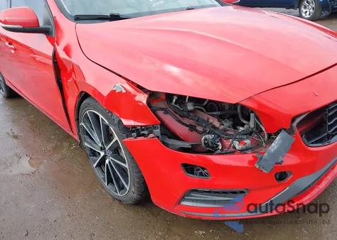 2017 Volvo S60 T5 Dynamic z USA, uszkodzony, nr VIN YV140MTL8H2429055